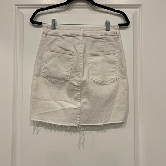 H&M WHITE DENIM SKIRT - Picture 2 of 4